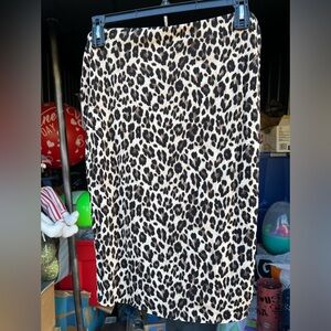 Vince Camuto animal print skirt Size L